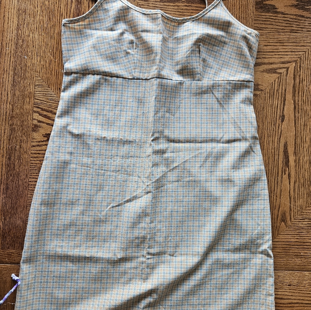 LADIES DRESS - Picture 3 of 8